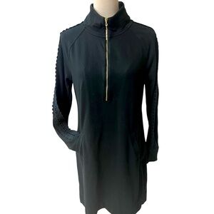 Lily Pulitzer Skipper knit shift dress is decorated with lace trim sleeves newer